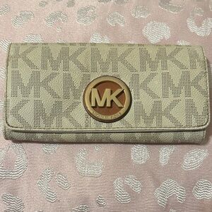 Michael Kors Monogram Beige Wallet
